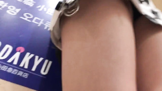 Upskirts: Coed 0011