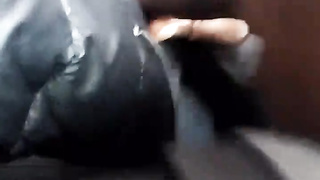 Older slut gargle and catch jism