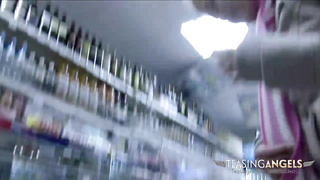 Adorable blond faps before throating her beau