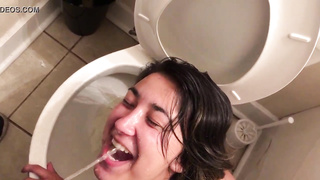 Rest Room Super-Bitch Bailey Kinkier