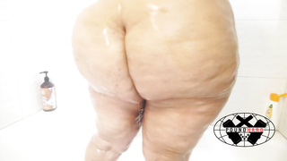 POUNDHARDXXX.COM CHUNKY CABOOSE RIGID BACKSIDE BATHROOM