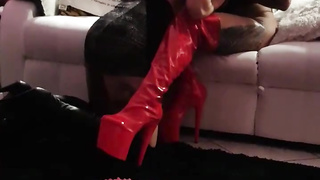 Debby adora gli stivali