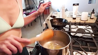 off the hook dinner milf