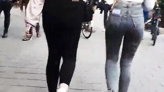 Glorious teenage Barbie