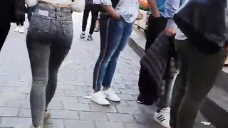 Glorious teenage Barbie