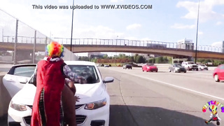 Gibby The Clown Plumbs Tastey Tee On Atlanta’s Most In Demand Highway