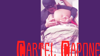 Capone gettin fed some fuckbox