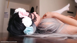 internal cumshot Face close up!! I come from cheerleading class and my step-father is waiting for me with something highly jummy inbetween his gams!