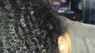 Half dark-hued cockslut providing blowage before going out