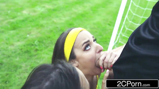 ZZ Bowl: Crew Caboose - Amirah Adara & Mea Melone Porking Referee