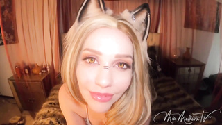 Marvelous platinum-blonde with a huge, obese bootie, Mia Malkova got down and messy with a crazy man