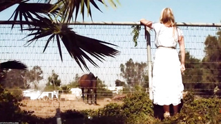 Fabulous, blond housewife and a stud with a mask are banging in the backyard during the day