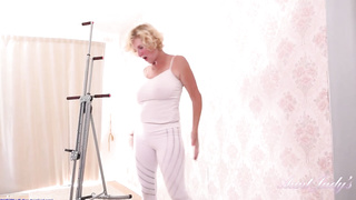 Platinum-Blonde grannie, Molly Maracas is too super-naughty to hold back from milking, on the floor