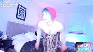 Sex-Positive honey with pinkish hair and enormous, chubby caboose is posing and taunting on live web cam