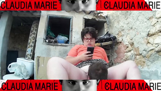 Ravaging in an deserted mansion