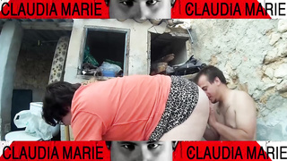 Ravaging in an deserted mansion