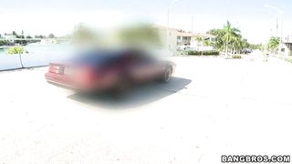 Shameless Latina displaying outdoors