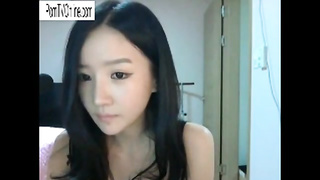 Korean brown-haired, Park Nima luvs to do posing and taunting on webcam, every once in a while