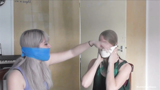 Wild femmes are attempting to use gags and it seems like that they like how it perceives