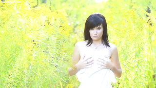 Petite jugged brown-haired got nude in the nature and embarked rubbin' herself and liking it