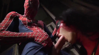 Spider female and Spider-Stud get it on.