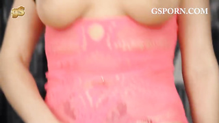 Damaris is a screwing black-haired who luvs to use a hookup machine every once in a while