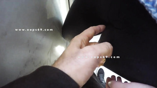 Stranger Fondle & Fingerblasting Gal's Gash inwards a Crowded Metro Teach