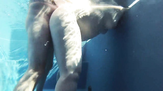 Underwater Fuck-A-Thon