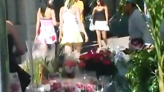 Sumptuous Nicole deepthroat and penetrate