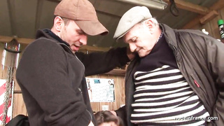 Thin Unexperienced cougar buttfuck romped in three way with Papy Hidden Cam outdoor