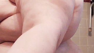 douche time with Liz