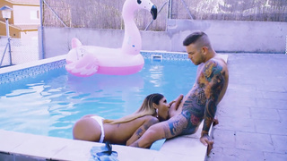 Venus Aphrodite copiously plowed by a yam-sized prick.