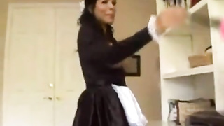 Super-Sexy Brazilian maid is having a bunch of work to do when her chief is at home