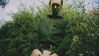 Nubian trans masturbates outdoor and seduces guy