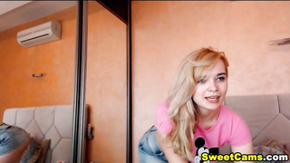 Babe Dreams Of A Big Dick Dildo Sucking It