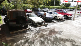 Pawnshop amateur doggystyled for better deal