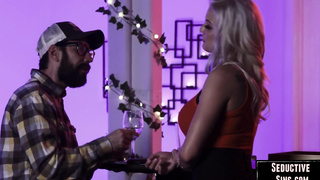 Bigtit blond babe pussylicked before cowgirl