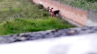 Crazy duo was caught on gauze while drilling in a public place, during the day
