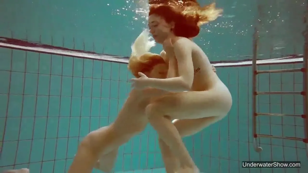 2 super-hot women love swimming pool nude