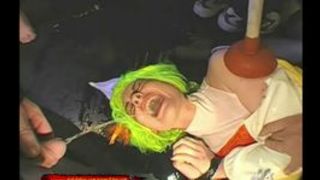 Hard-Core Urinating gang-fuck - GGGSexbox