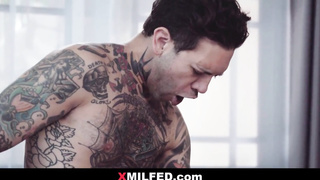 My Gf's Mature Mummy Cracking My Man-Meat