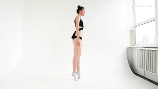 Regina Blat is a supah lithe, Russian teenage dark haired who enjoys to do her spreading routine nude