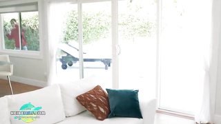 Vollbusige COUGAR Fickt Diesen Jungen