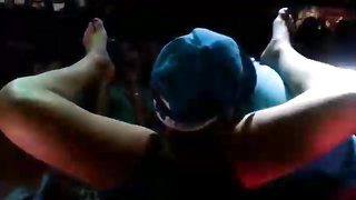 Well-Liked singer is frigging a random woman on the stage, to make her bellow from sheer pleasure