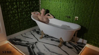 Voluptuous light-haired, Sybil is jerking in the bathtub bathtub and wailing from delight while spunking