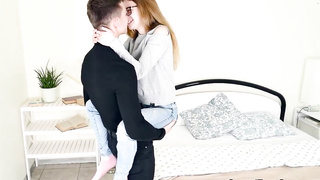 Henna Ssy is a tall damsel who loves to have fucky-fucky even with random strangers