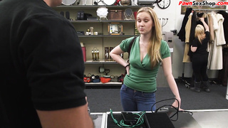 Jealous girlfriend pawning playstation before bj