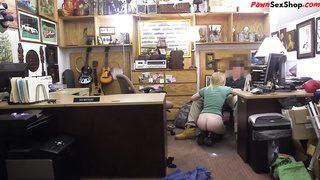 Jealous girlfriend pawning playstation before bj