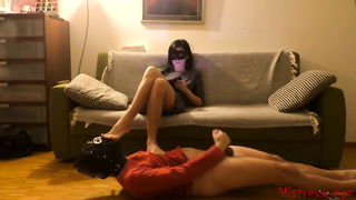 Cheating v-card extracted after taunt