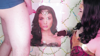 Wonder Dame wanks spunk from aficionado with hand-job and suck